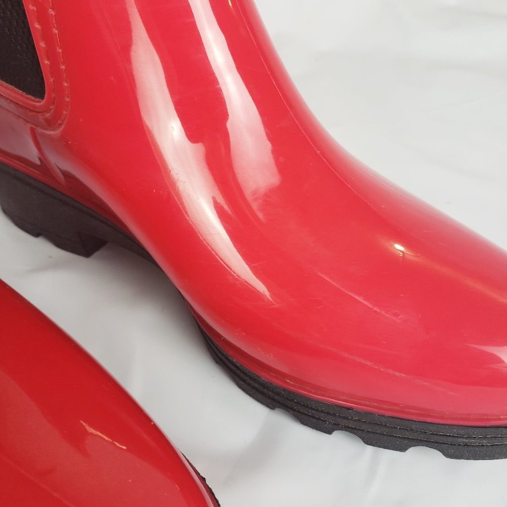 SEVEN7 Red Halifax Chelsea Rain Boots - Size 7 - Picture 9 of 10